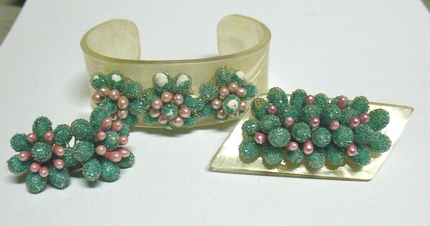 Pearlized Lucite Plastic Bead Jewelry Set Floral 3 Pieces